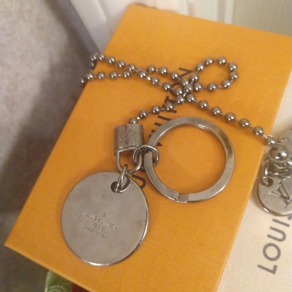 Louis Vuitton Monogram ID Porte Cles Chain Holder - Picture 5 of 7